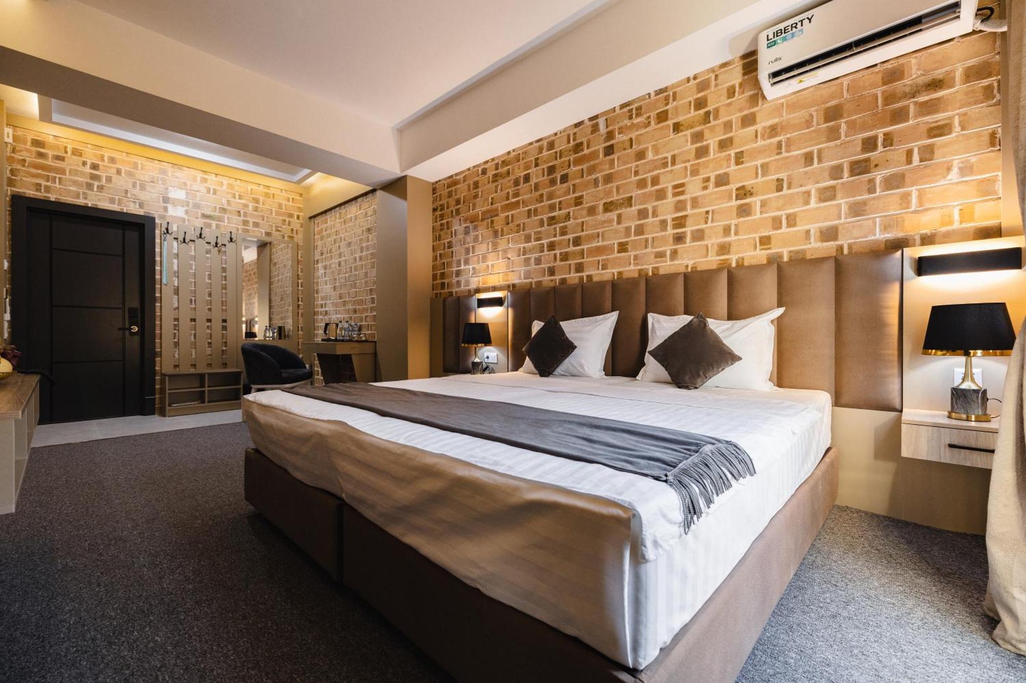 Art Air Hotel Ташкент Екстериор снимка